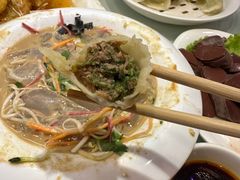 -镜泊湖酒家(兴华街金鼎店)