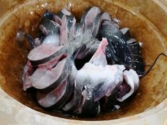 钱鱼-滇香肴·云南菜蒸汽石锅鱼(云南北路店)