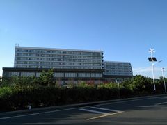 后门-青岛银沙滩温德姆至尊酒店