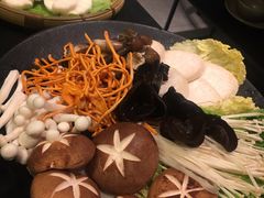 鲜采蘑菇-大头椰·椰子鸡火锅(新梦店)