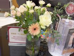 -雅悦齿科(顾村公园店)