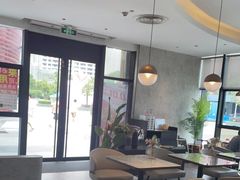 大堂-必胜客(武汉欢乐谷店)