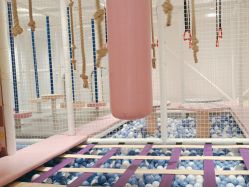 -奈尔宝·儿童乐园·亲子餐厅(华采天地店)