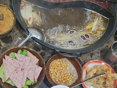 -谭记重庆老火锅(总店)