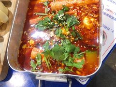 -马路边边串串香(苗栗路店)