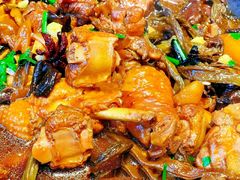 -营信刘罗锅铁锅炖(民主店)