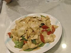 -黄家饺子东北特色菜馆(湖滨商业街店)