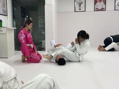 -Flow巴西柔术拳击泰拳馆