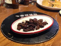 嫩煎小牛肉-小粤楼·怀旧粤菜(万辉国际广场店)