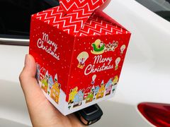 -蓝鲸奇亲子游泳俱乐部