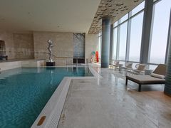 -成都华尔道夫酒店游泳池