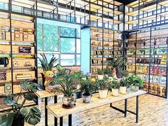 -新华书店(解放中路店)