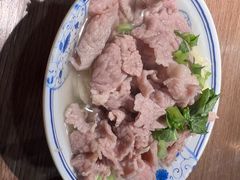 -肖四女乐山跷脚牛肉(世博源店)