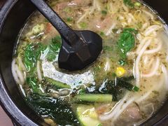 -灵芝妹子海鲜米线(香炉礁山姆店)