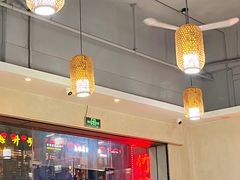 -胡须哥网红竹筒菜