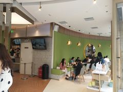 等位区-奈雪的茶(凯德新都心店)