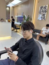 -尤司男士国潮理发馆