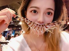 -鲜入围煮花胶鸡海鲜火锅