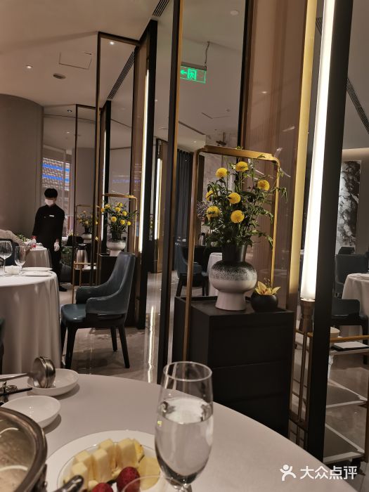 红雀围·海鲜火锅(陆家嘴中心店)大堂图片