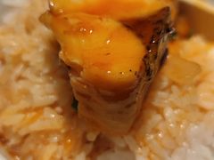 -魏铭鱼头捞饭(晋阳路店)