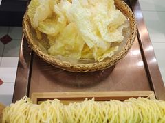 -洪氏嗨捞·广东猪肚鸡·椰子鸡火锅(西咸万象城店)
