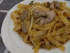 干炒牛河-成记海鲜粥(意大利风情街店)