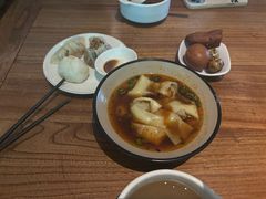 -新盈光·云会所(百丈东路店)