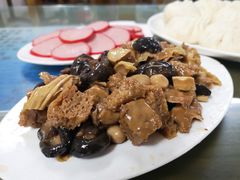 -四平包子铺