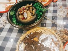 -雪熊哈尔滨烧烤·精酿啤酒·砂锅(中央胜境店)