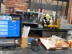 -皇冠幸福里动物奶油生日蛋糕(万达店)