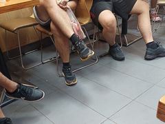 -华莱士·全鸡汉堡(海口政法学院店)