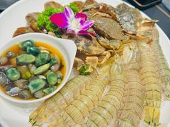 -鸭绿江海鲜烧烤大排档(杏林街店)