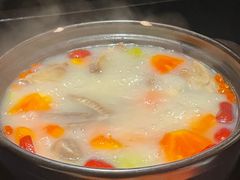 木瓜乳鸽煲-羽鸽集·乳鸽专门店·地道顺德菜(岭南站店)
