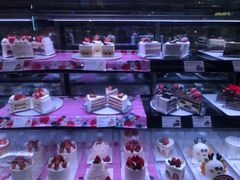 -巴黎贝甜(大宁国际商业广场店)