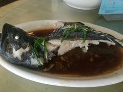 -四川小胡子海鲜(丁村万人海鲜广场店)