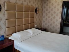 -乔波室内滑雪场