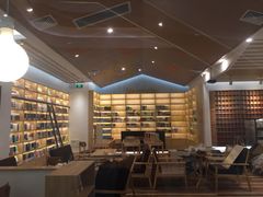 -猫的天空之城概念书店(印象城购物中心店)