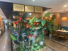 -湖南人家湘菜馆(镇江路店)