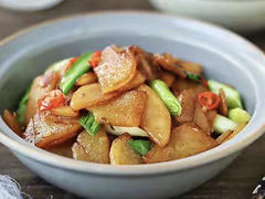 土豆片炒肉-和味坊湘菜馆(鹏怡苑店)