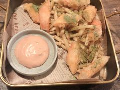 -HIGH FIVE哈福手工汉堡(桂林路店)