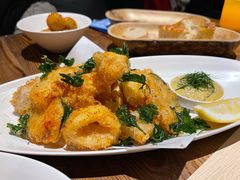 炸什锦海鲜沙拉-Mercato莫卡多露台餐厅与酒吧(K11店)