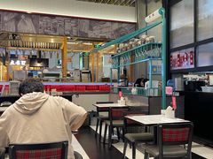 -肥汁米蘭香港米线(长宁来福士店)