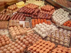 -Laderach 莱德拉(上海环贸iapm店)