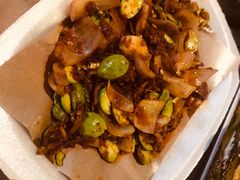 -东海岸人工湖美食村