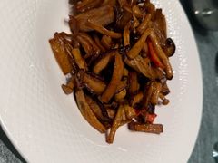 -凤凰园烤鸭店·唐山菜·传承花椒肉(老唐丰路店)