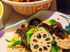 -京城小江南·北京烤鸭·江南土菜·白鱼(中关村店)