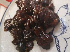 黑蒜小排-小郭私房菜·海肠捞饭店(学士街店)