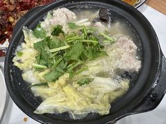 砂锅白菜丸子-北大地皖峰饭馆