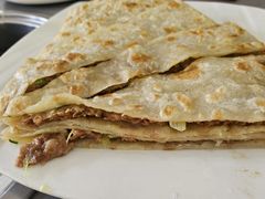-溢心园香河肉饼总店