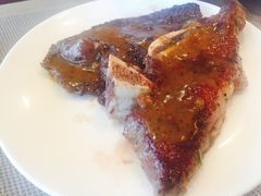 -荣誉国际酒店-云顶旋转餐厅